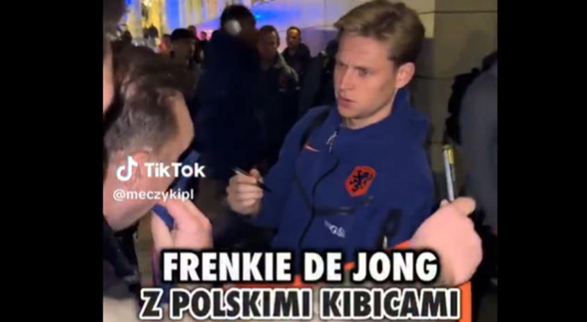 KIBICE z Polski vs. Frenkie de Jong i autografy :D [VIDEO]